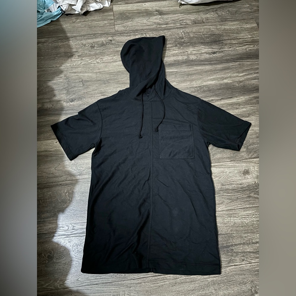 Black hooded T-Shirt